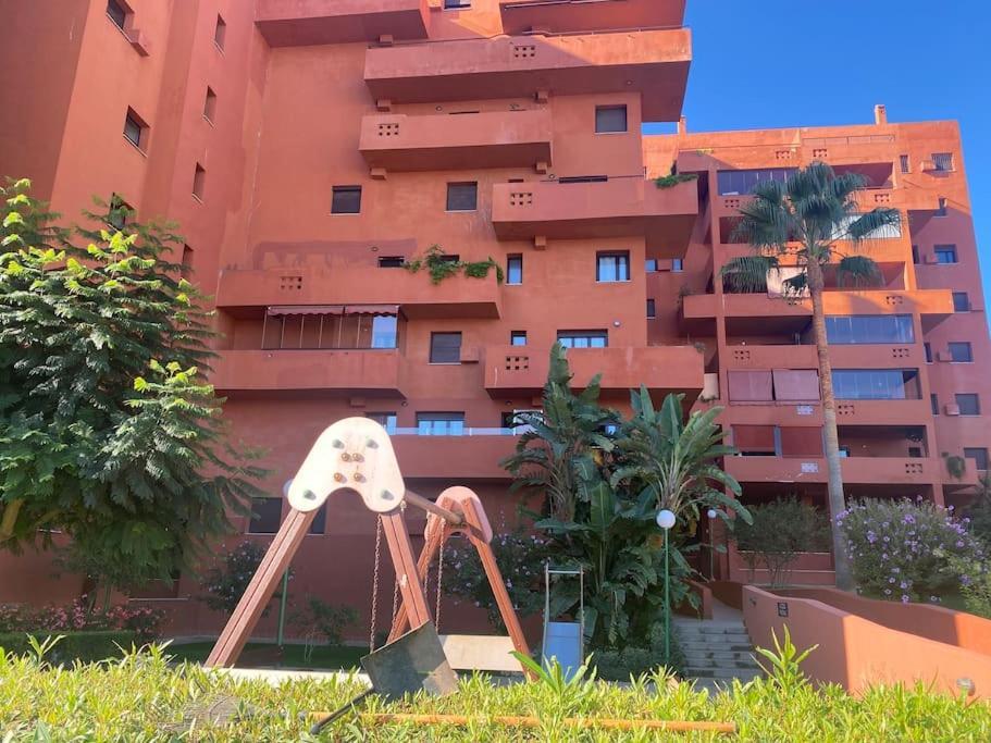 Central Estepona 3 Bed Apt With Pool And Parking Экстерьер фото