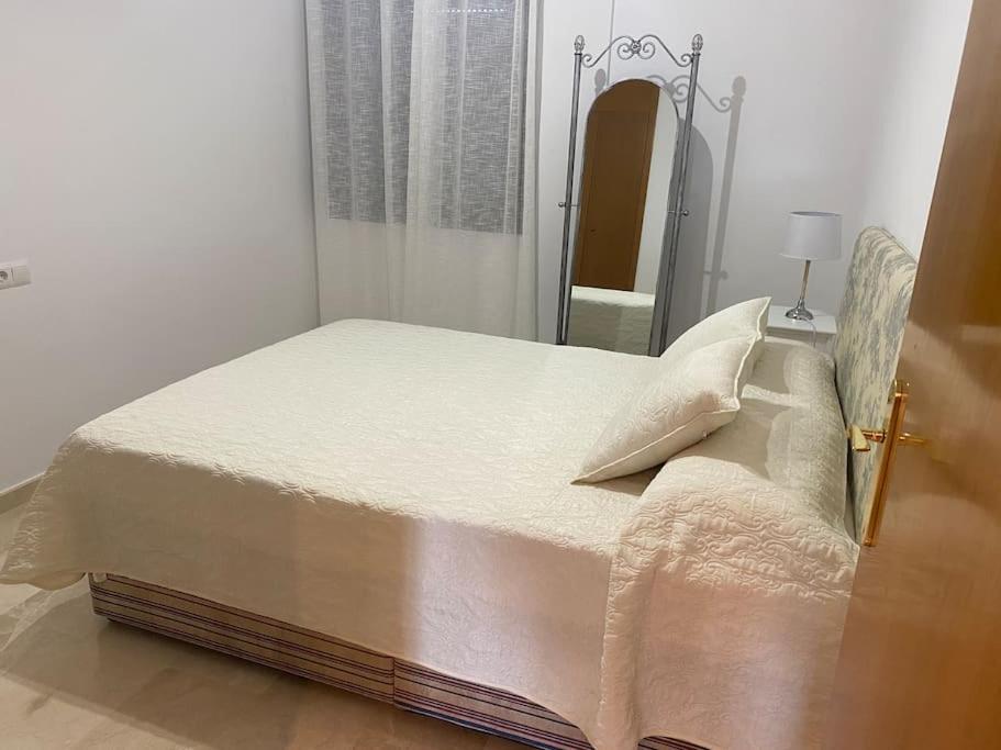 Central Estepona 3 Bed Apt With Pool And Parking Экстерьер фото