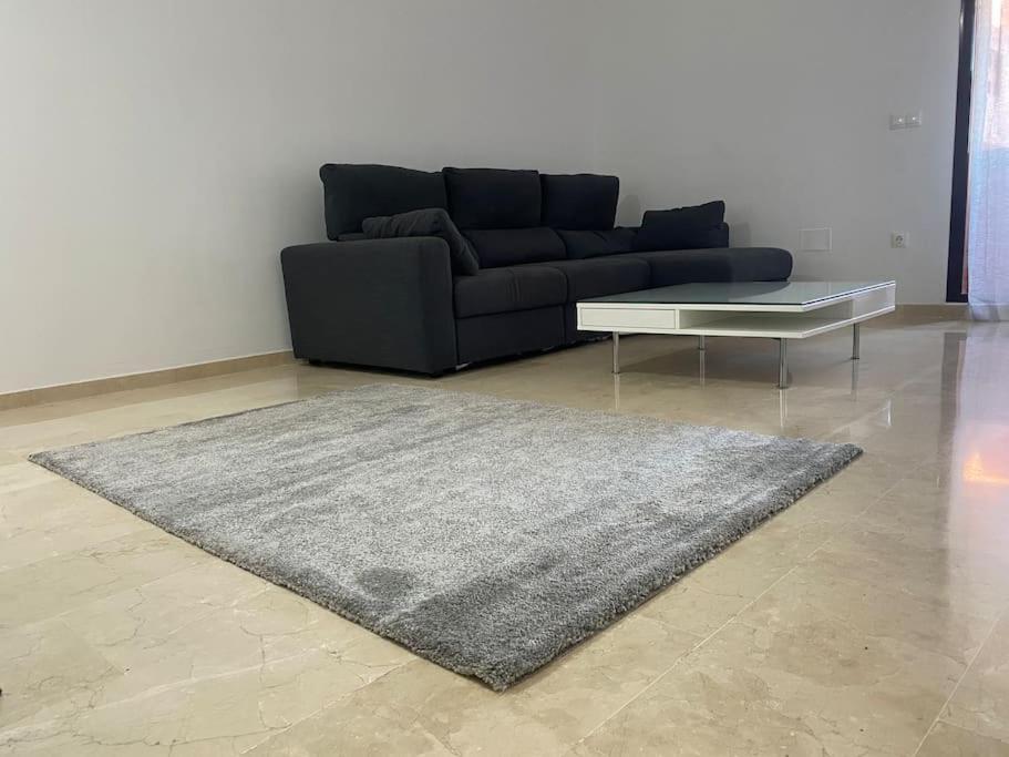 Central Estepona 3 Bed Apt With Pool And Parking Экстерьер фото
