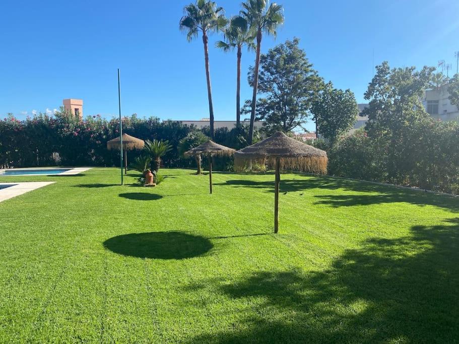 Central Estepona 3 Bed Apt With Pool And Parking Экстерьер фото
